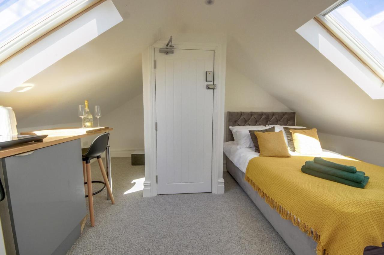 Bay City Studio Apartments By Staying-Away Cardiff Esterno foto