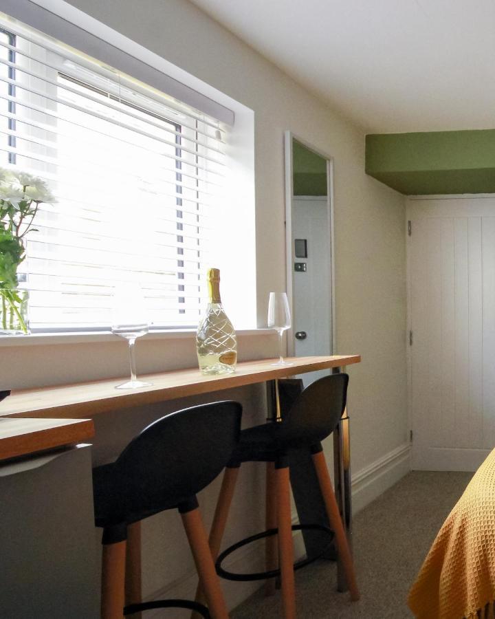 Bay City Studio Apartments By Staying-Away Cardiff Esterno foto