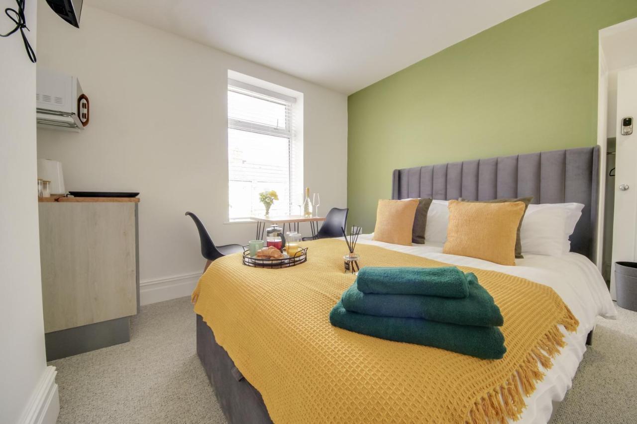 Bay City Studio Apartments By Staying-Away Cardiff Esterno foto